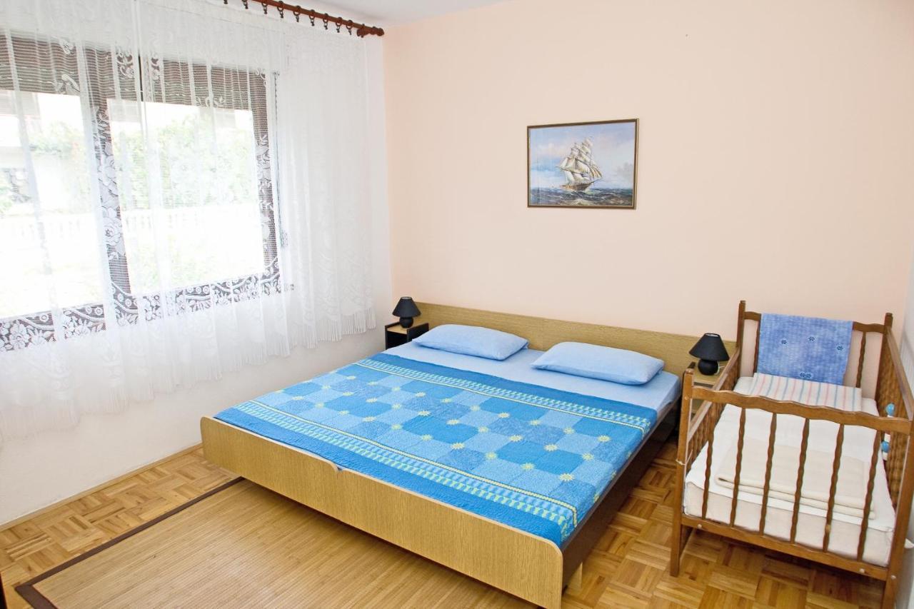 Apartments With A Parking Space Dramalj, Crikvenica - 5576 Exterior foto